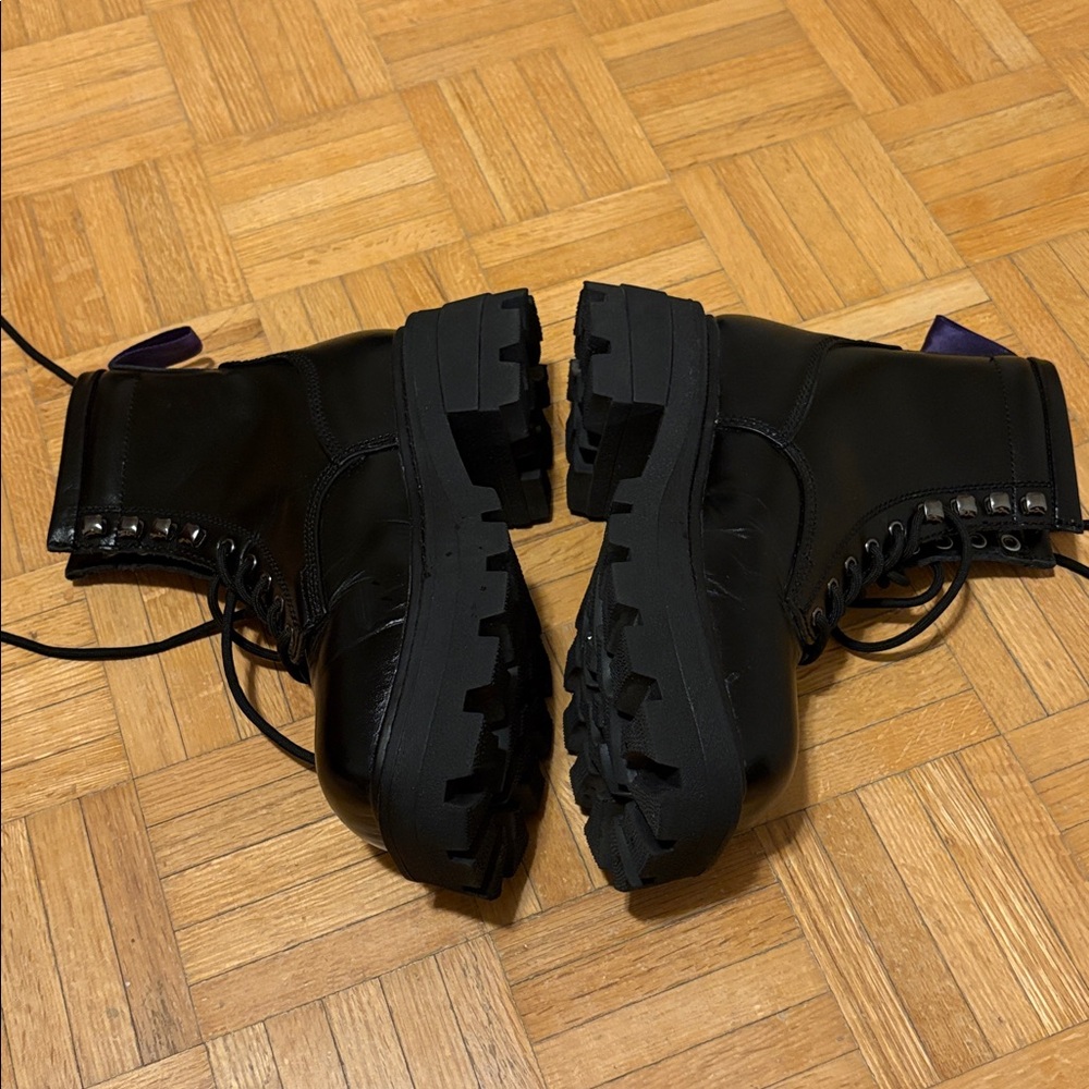 Eytys Black Leather Lace-Up Square-Toe Combat Boots - Picture 2 of 16